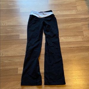 Lululemon bootcut yoga pant